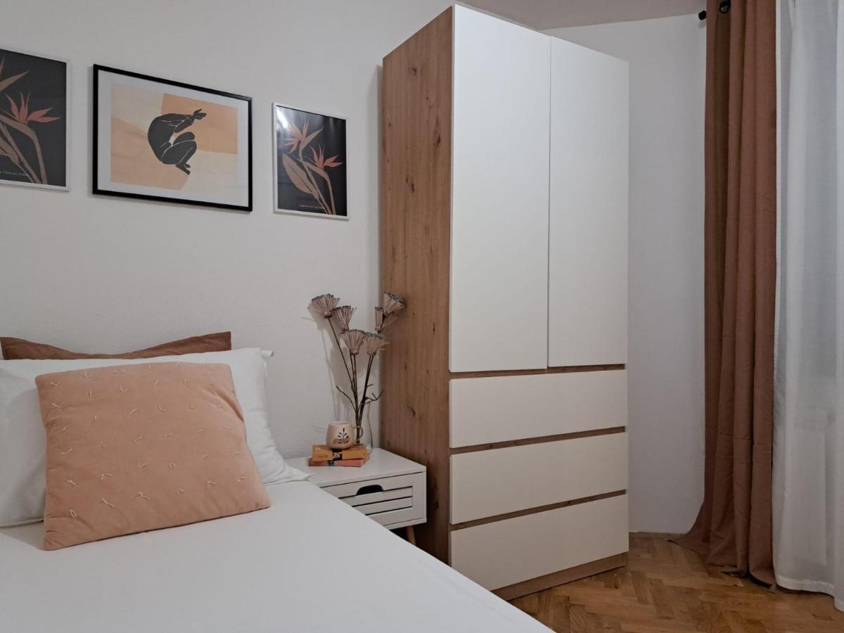 Ocean Apartman Jesenice  Exterior photo